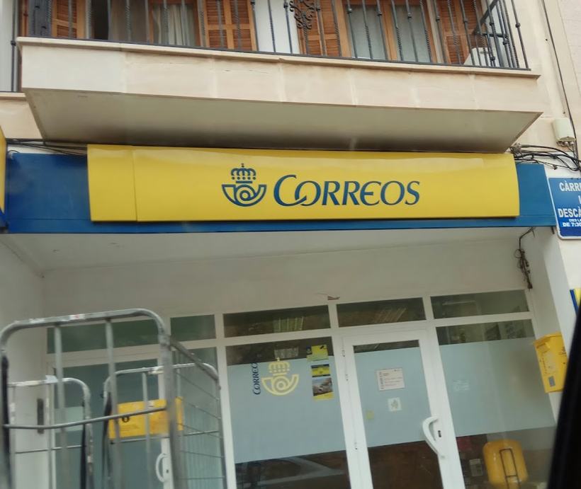 Oficina de Correos en Campos