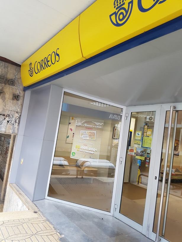 Oficina de Correos en Montcada i Reixac
