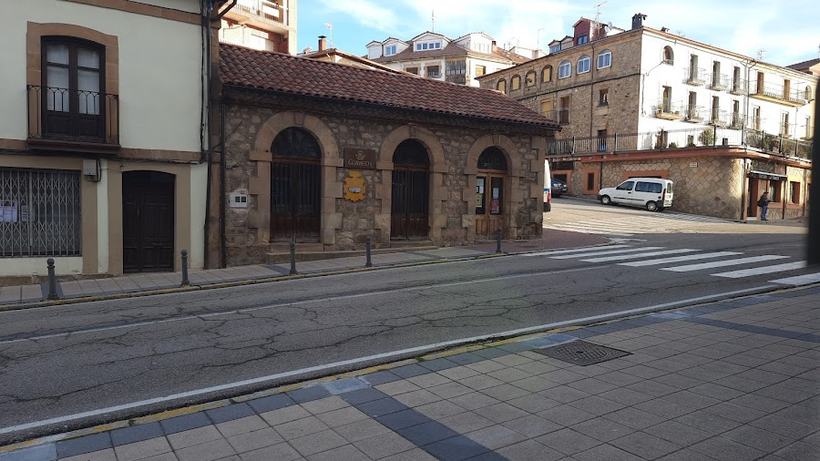 Oficina de Correos en Quintanar de la Sierra