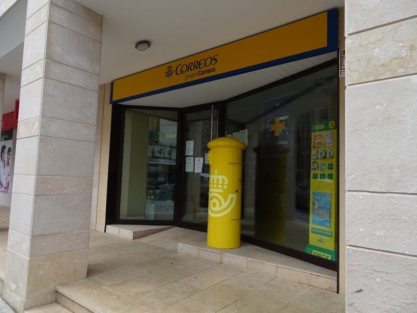 Oficina de Correos en Salas