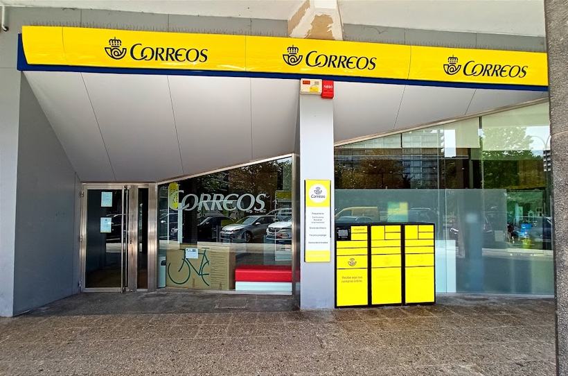Oficina de Correos en Laredo